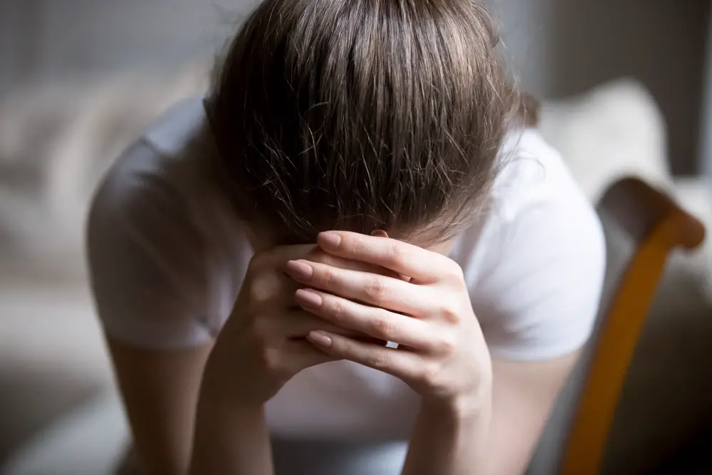 Schwere Depression: Symptome und Dauer einer schweren depressiven Episode (© fizkes / stock.adobe.com)